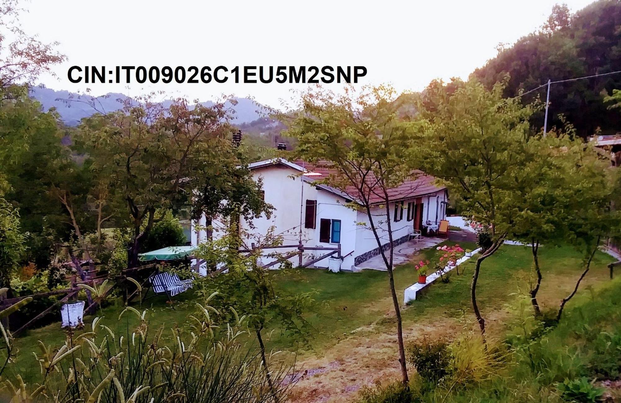 B&B La Casa Del Daino Millesimo Εξωτερικό φωτογραφία